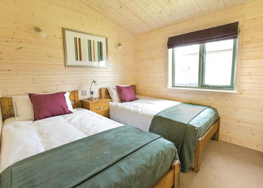 Wighill Manor Lodges Tadcaster Habitación foto